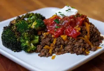 #206  Low Carb Cheesy Taco Beef Casserole with Sour Cream and Salsa