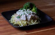 FROZEN Standard Cheesy Bacon & Ranch Chicken Pasta with Broccoli