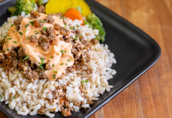 #104  Thai Ground Beef & Siracha Aioli with Brown Rice and Sugar Snap Peas