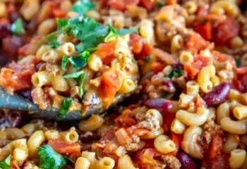 #111  Lean Ground Turkey Chili Mac